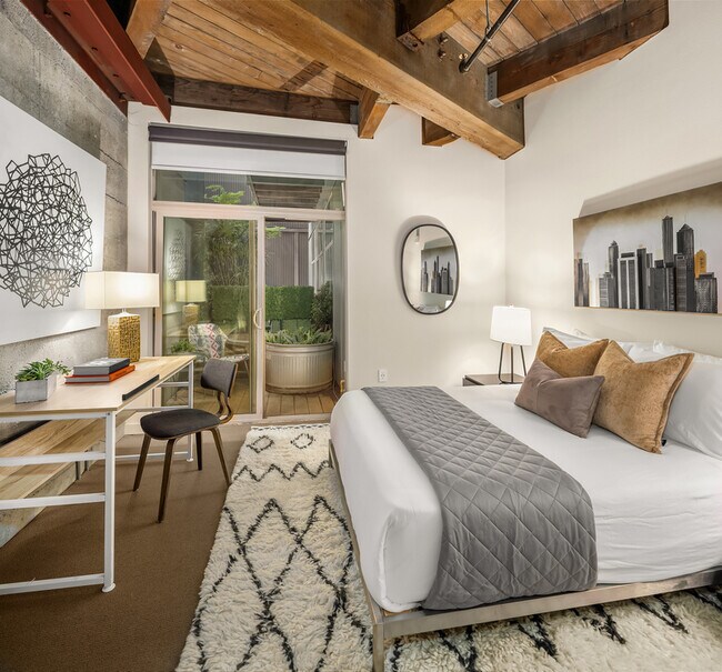 Building Photo - 1408 12th Ave