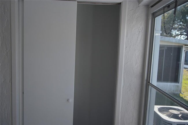 Building Photo - 2849 Stillwell Ct