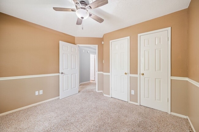 Building Photo - 209 McVoy Dr