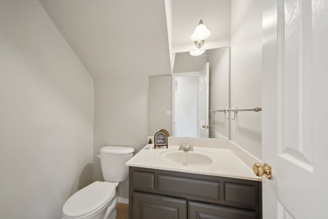 Building Photo - Remodeled 2 story in desired Stone Mill Br...