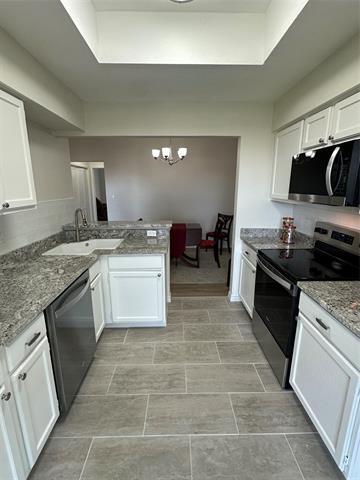 Building Photo - 8600 Coppertowne Ln