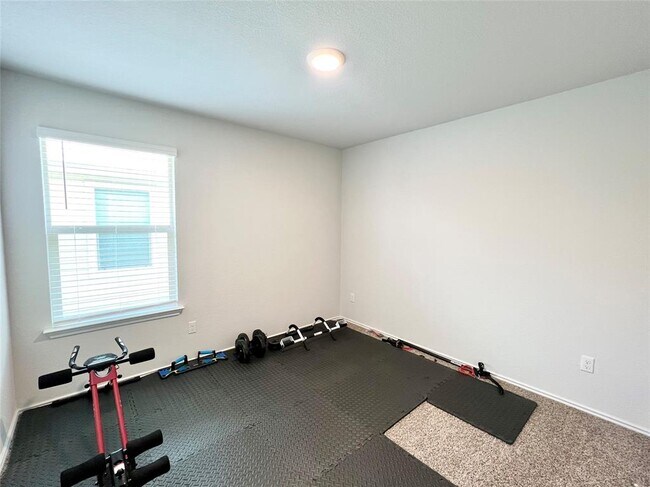 Building Photo - 544 Taggart Trail