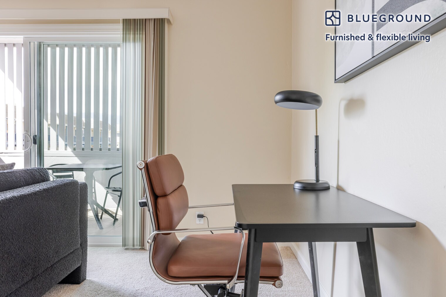 Building Photo - 160 Locksunart Way