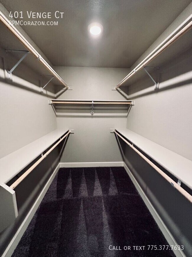 Building Photo - 401 Venge Ct