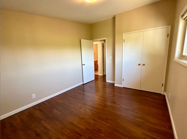 Building Photo - Upper Rainier Beach Home