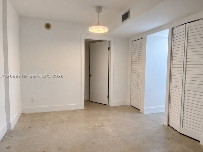 Building Photo - 5781 Biscayne Blvd