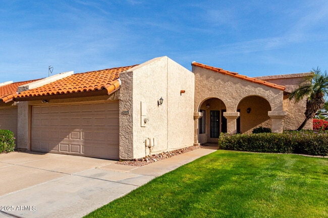 Building Photo - 3407 N Pleasant Dr