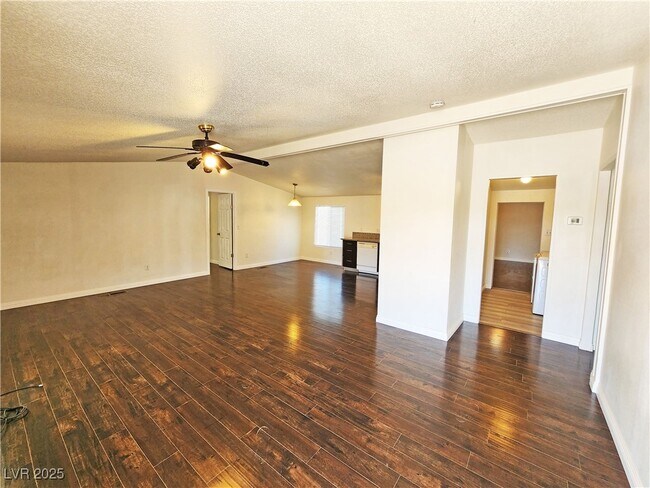 Building Photo - 1270 Landmark Ave