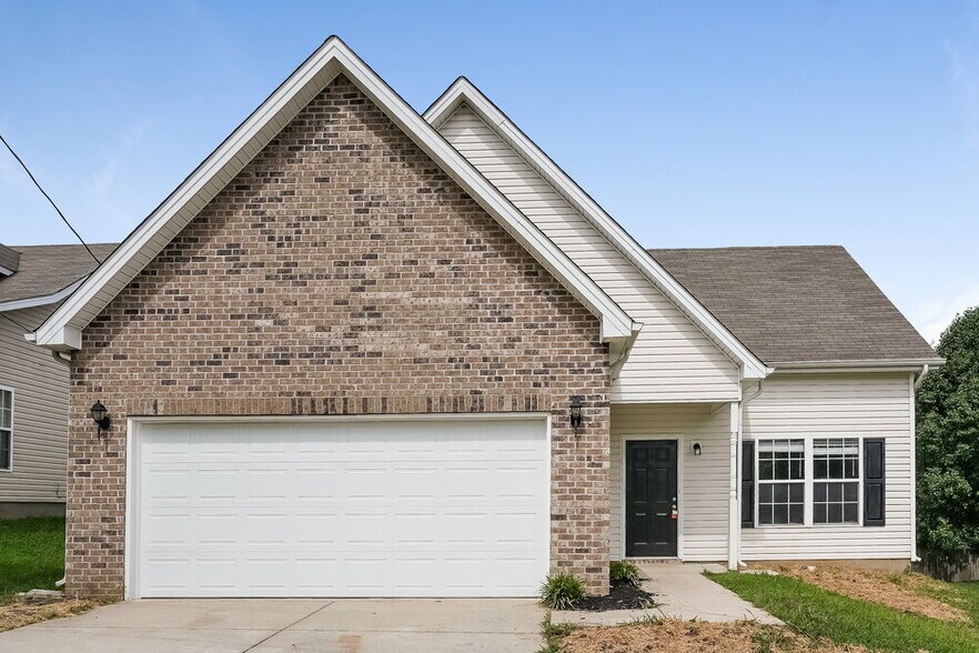 Primary Photo - 146 Howard Woody Dr