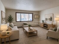 Building Photo - 1310 34th Ave S