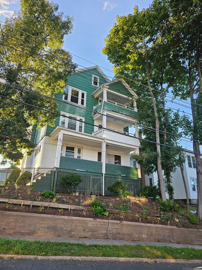 Primary Photo - 25 Kimball Dr