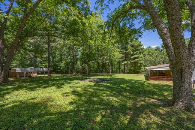 Building Photo - 2200 Danny Bell Rd