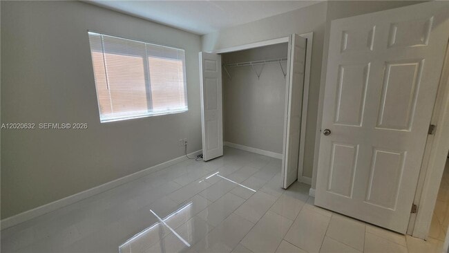 Building Photo - 1068 NW 112th St