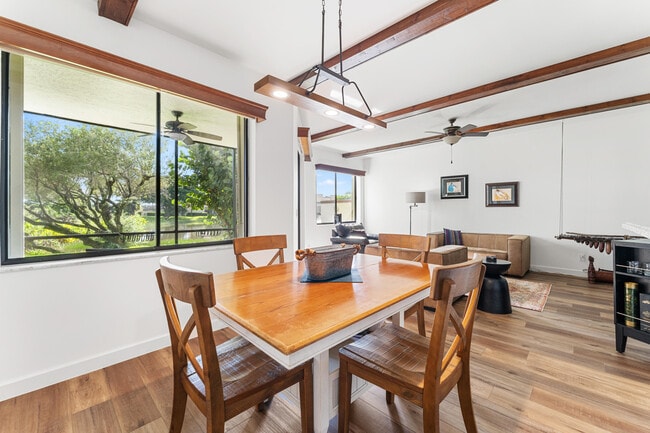 Building Photo - 403 Sea Oats Dr
