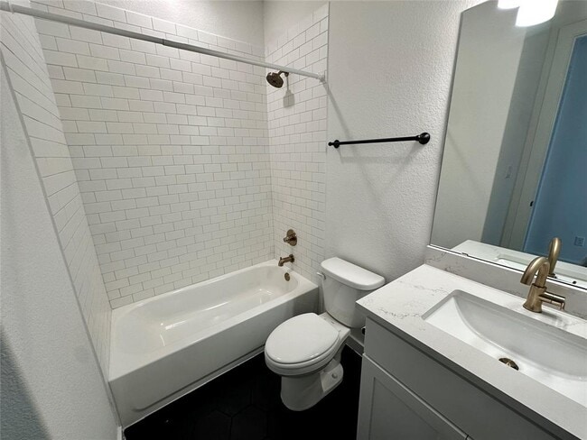 Building Photo - 111 Comfort Maple Ln