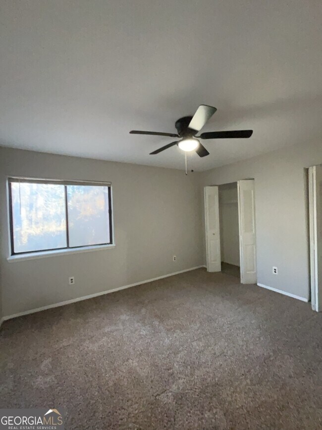 Building Photo - 6349 Holcomb Way