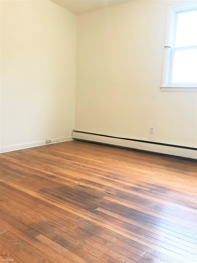 Building Photo - 2 br, 1 bath  - 570 N 23rd St Apt 9A