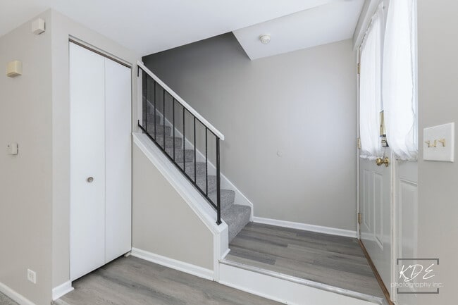 Building Photo - 2691 Stanton Ct