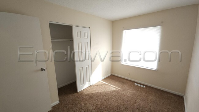 Building Photo - 6713 Council St NE