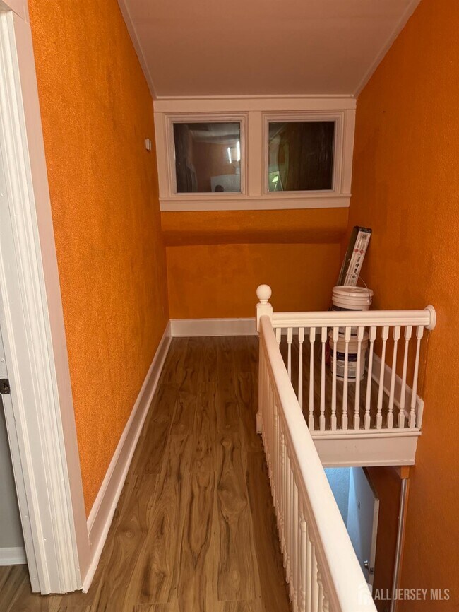 Building Photo - 155 Livingston Ave