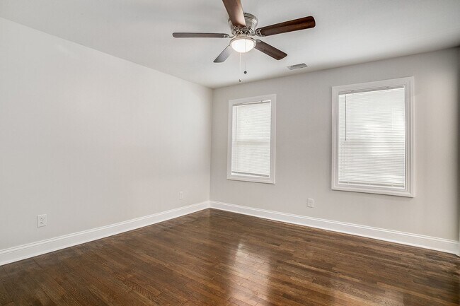 Building Photo - 5229 Brookwood Ave
