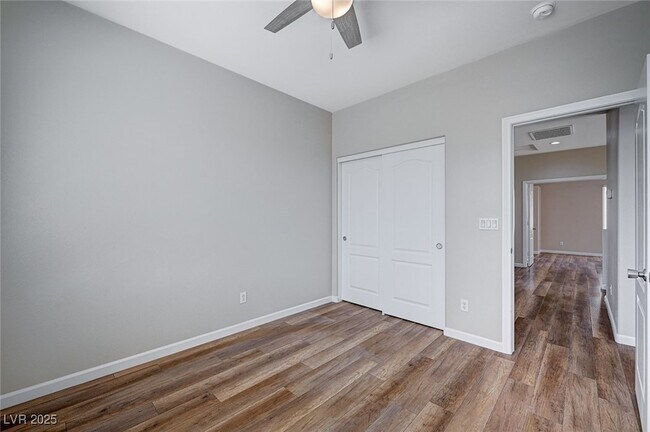 Building Photo - 684 Sumatra Pl