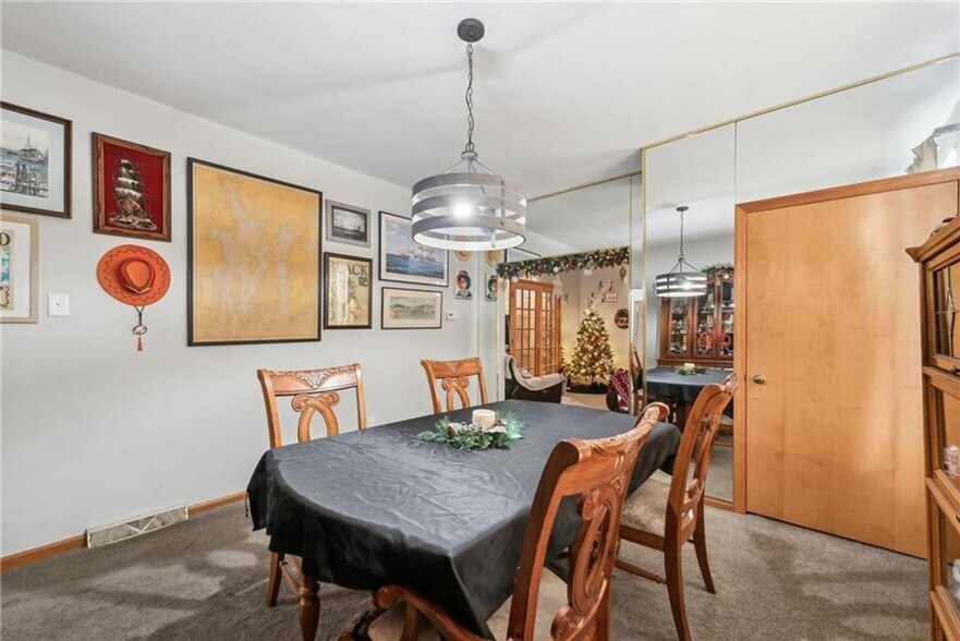 Building Photo - 851 Hober Ave