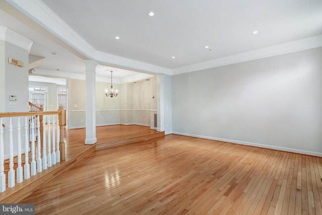 Building Photo - 709 Catts Tavern Dr