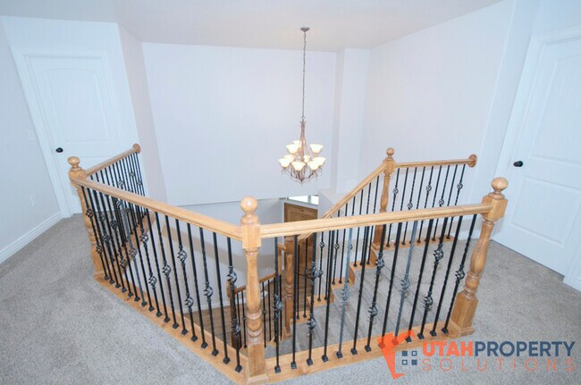 Building Photo - 10724 N Cypress