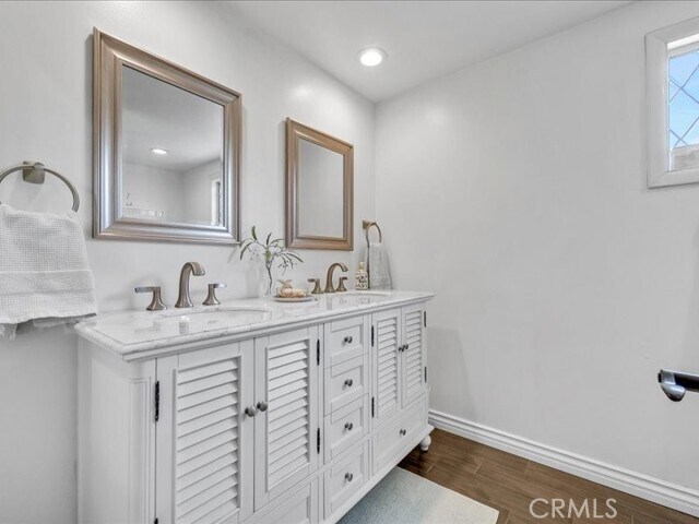 Building Photo - 1198 Woodcrest Ave