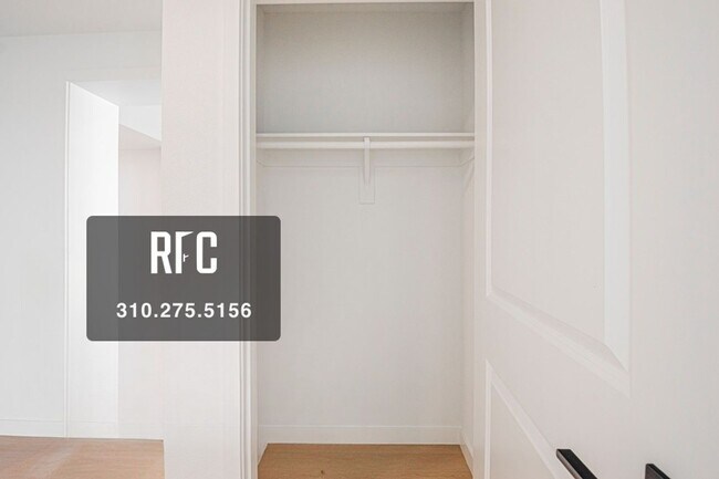 Building Photo - Welcome to the Gramercy