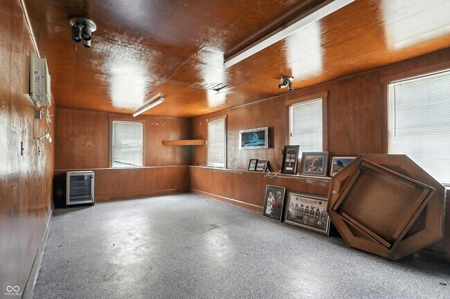 Building Photo - 311 Jordan Rd