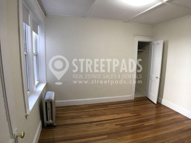 Building Photo - 1 bedroom in Boston MA 02215