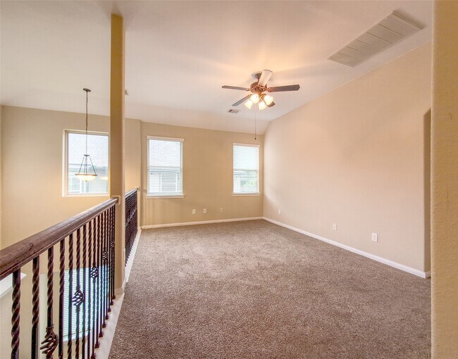 Building Photo - 26 Cheswood Manor Drive