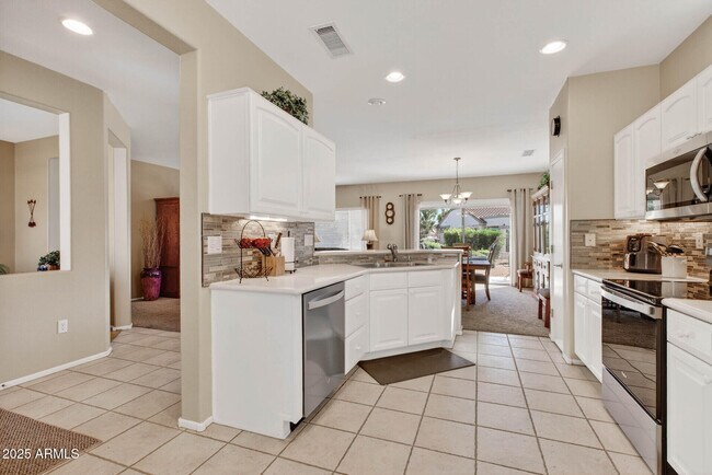 Building Photo - 17703 N Escalante Ln