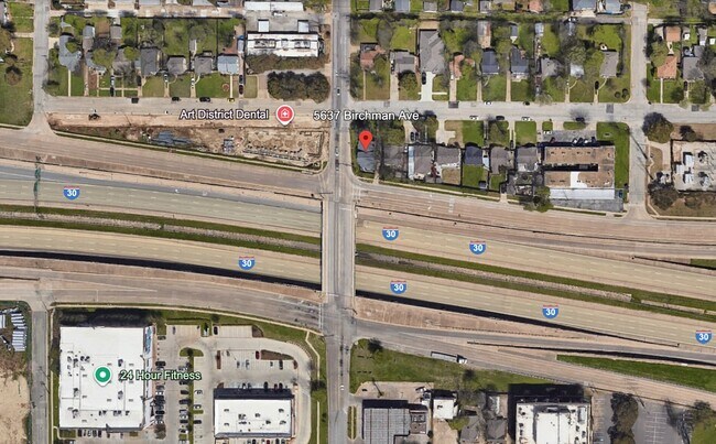 Building Photo - 5637 Birchman Ave