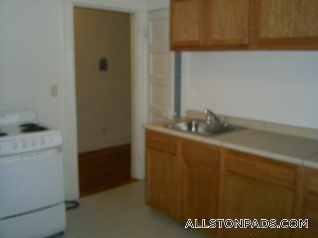 Building Photo - 1375 Commonwealth Ave