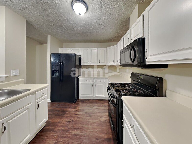 Building Photo - 3533 Shortleaf Run