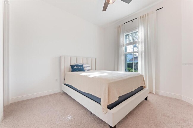 Building Photo - 13019 Stanthorne Ave