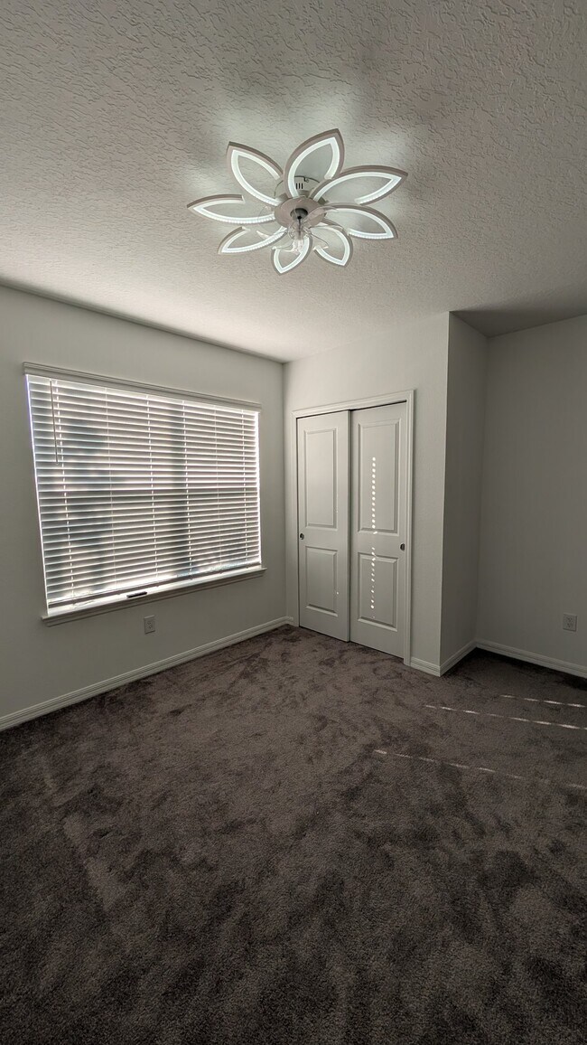 Building Photo - 3830 Capri Coast Dr