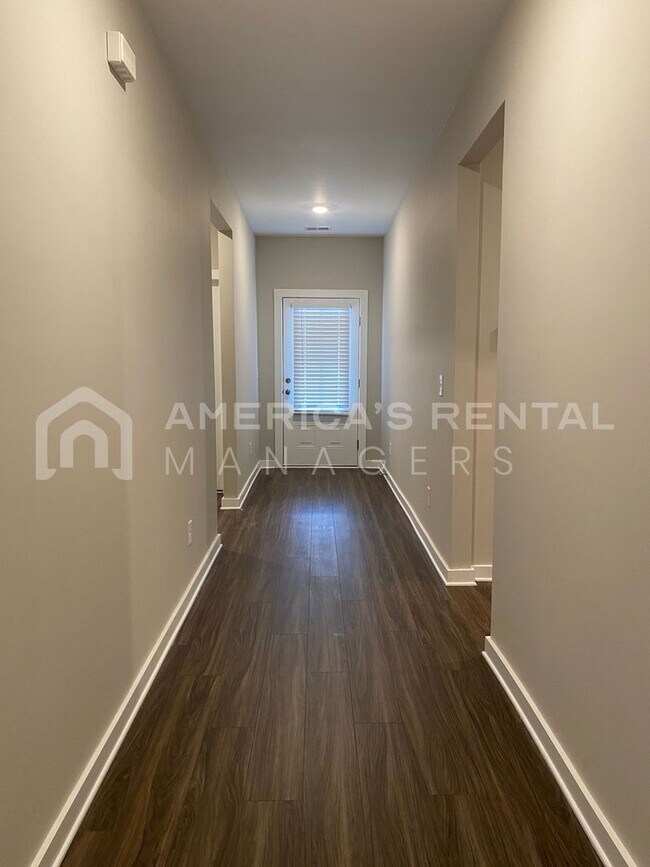 Building Photo - Home for Rent in Thorsby, AL!!! Sign a 13 ...