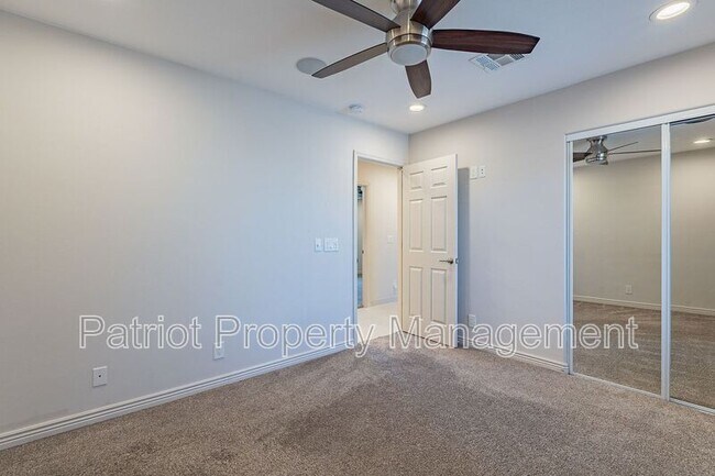 Building Photo - 5514 N 79th Pl