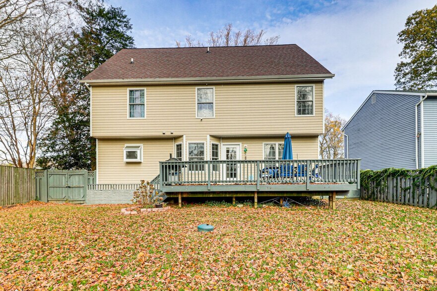 Building Photo - 1013 Magothy Park Ln