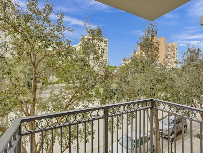 Building Photo - 600 S Dixie Hwy