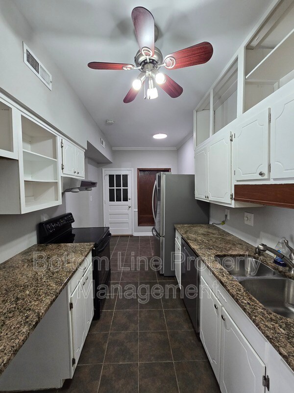 Building Photo - 5949 Quail Hollow Rd