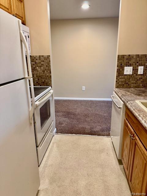 Building Photo - 831 Bloomfield Village Blvd