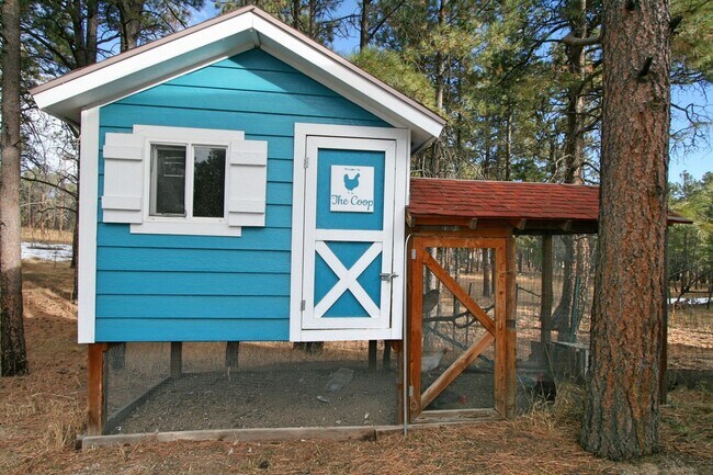 Building Photo - 12240 Lazy H Way