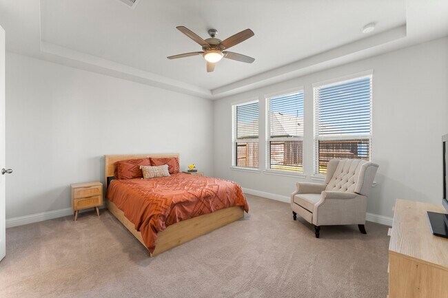 Building Photo - 15949 Hayes Mkt Lp