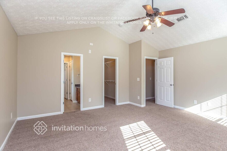Building Photo - 72 Glazier Farms Ct