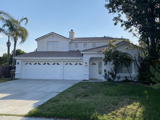 Primary Photo - 6209 Indian Peaks Ave